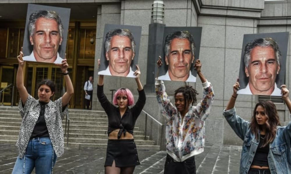 Υπόθεση Επστάιν: Ποιος έχει σειρά από το κύκλωμα παιδεραστίας της αμερικανικής high society;